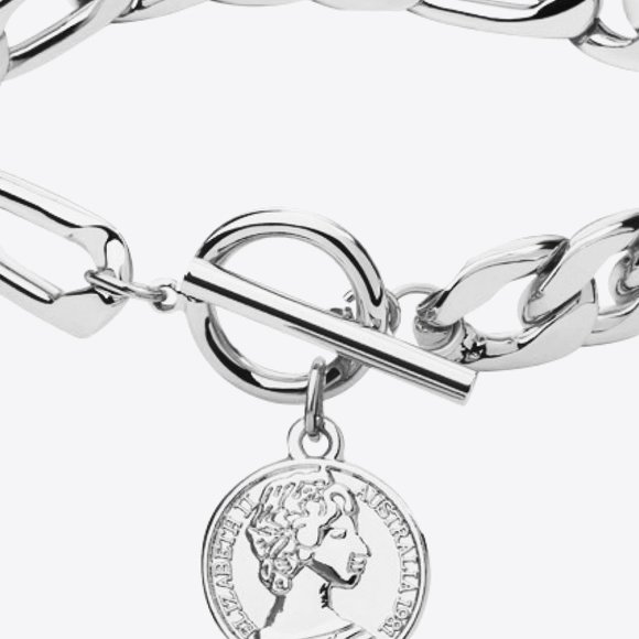 Chunky Chain Toggle Clasp Bracelet For Women - Picture 6 of 6